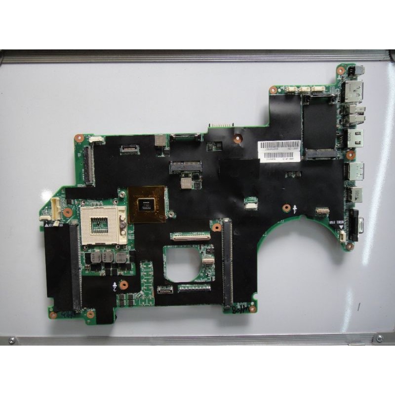 Dell M17X 0F415N with Non-Integrated Graphics Laptop Motherboard 
