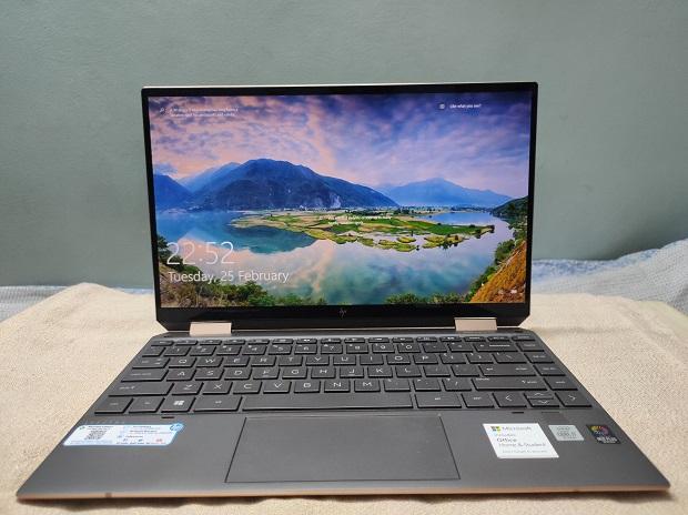 Best 15-inch laptop 2020 in India: HP Spectre x360 15T Price in India Review Specification Video
